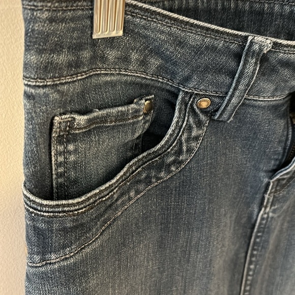 RW & Co Y2K jean skirt - Picture 6 of 9